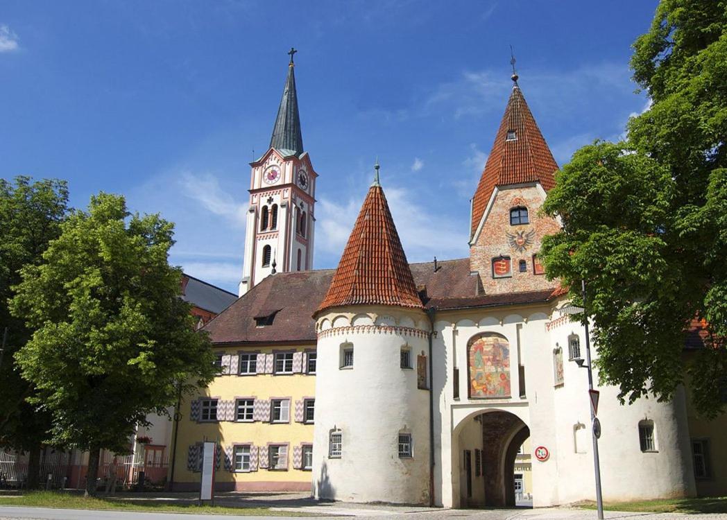 Hotel Zum Loewen Weißenhorn 外观 照片